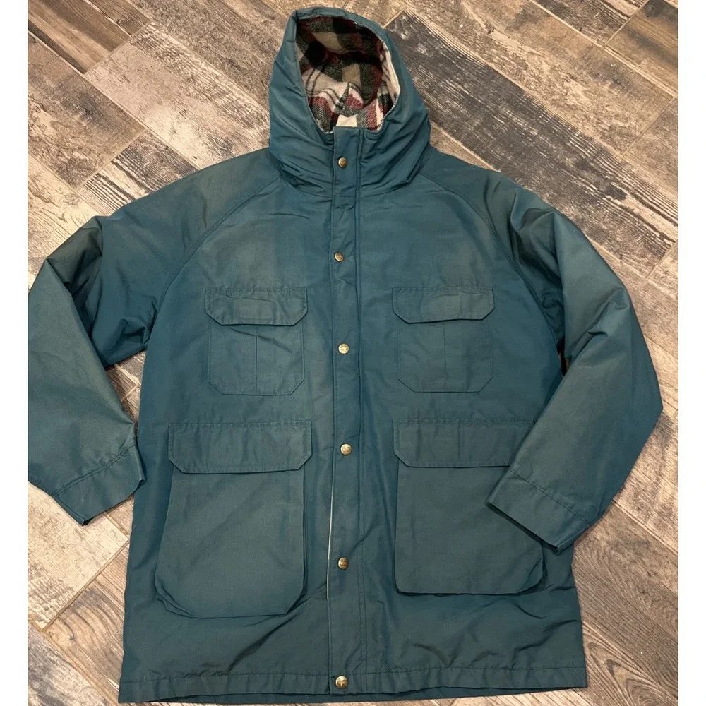 VTG Woolrich Mountain Field Barn Coat 8606 Plaid Wool Blanket Lined Green Mens L